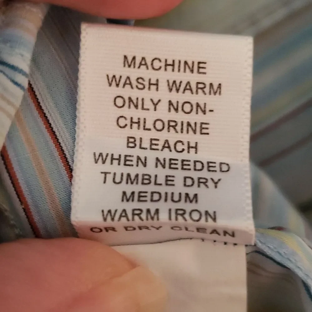 EUC Banana Republic Button Down Dress Shirt Sz XL (17-17.5)
